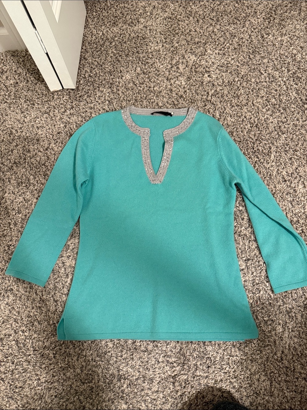 BCBGMaxAzria Cashmere Sweater sz M